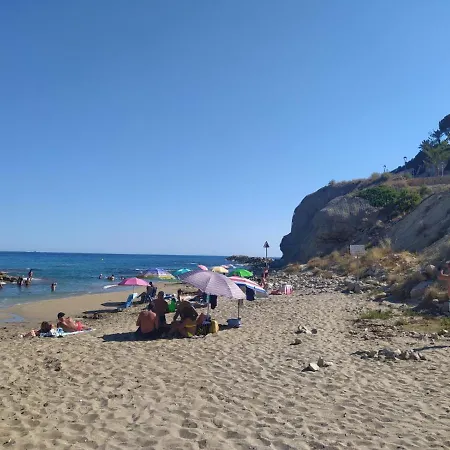 Nuza, Con Piscina Y Barbacoa Villa *